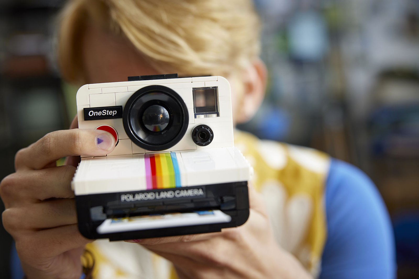 Set LEGO IDEAS Polaroid SX-70: l'iconica fotocamera in mattoncini